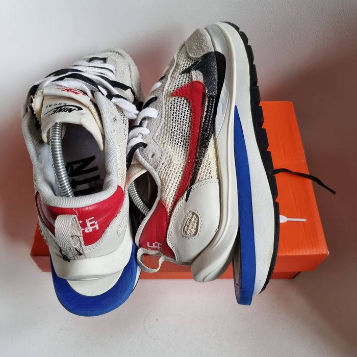 Nike vaporwaffle Sacai marimea 43 adidasi barbati