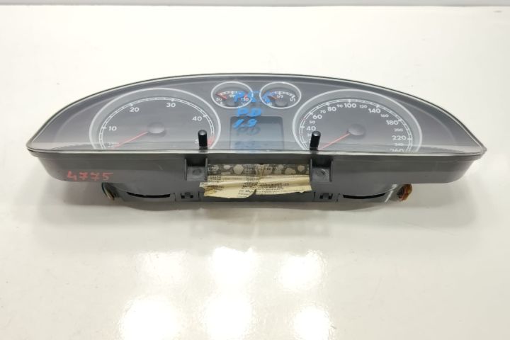 Ceasuri bord 3B0920846A Volkswagen VW Passat B5.5 (facelift)