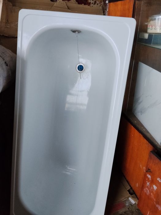 Продается ванна в хорошем состоянии