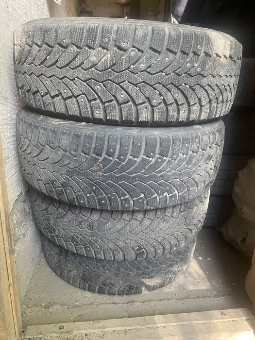Покрышки Зима Шипы