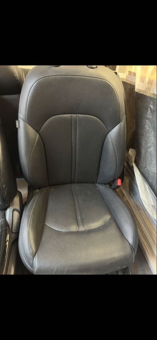 Седалки за Kia K5 2019 – кожен салон (частично с дефект)