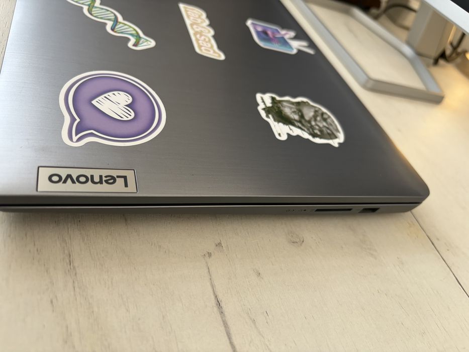 Lenovo IdeaPad 3 15ITL6 (модель 82H8)