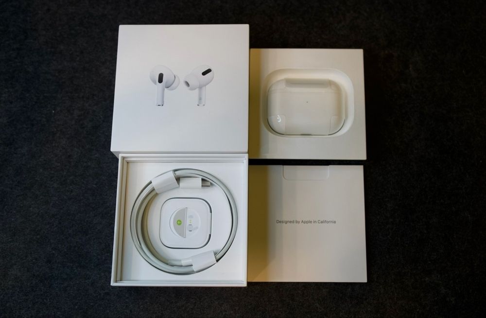 Apple AirPods Pro (1-во поколение)