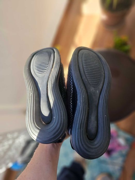 Air max 720 marimea 39