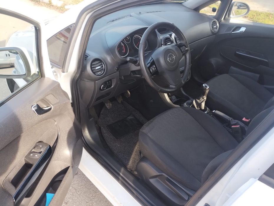 Opel CORSA 2013 1.2 gpl