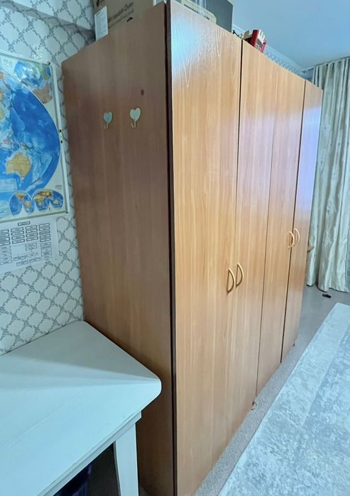 Продам 2 шкафа, район КШТ