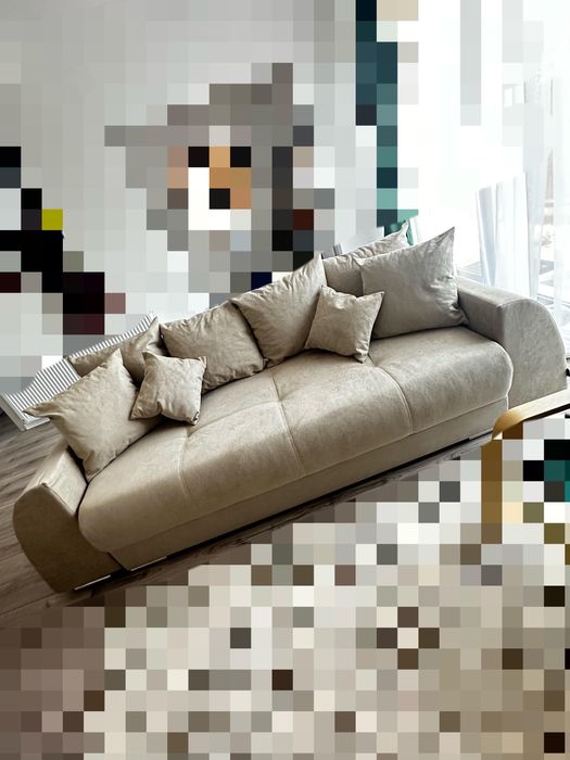 Vând canapea în stare foarte buna