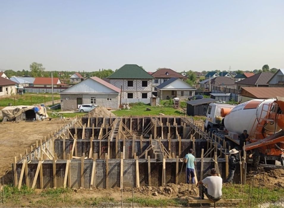 Фундамент таспен қалаймыз