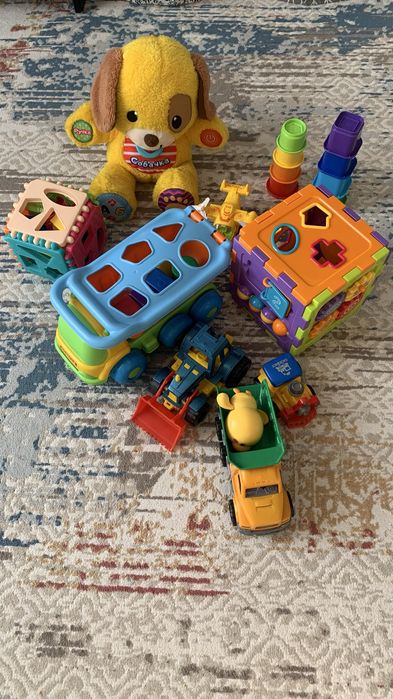 Детские развивающие игрушки.