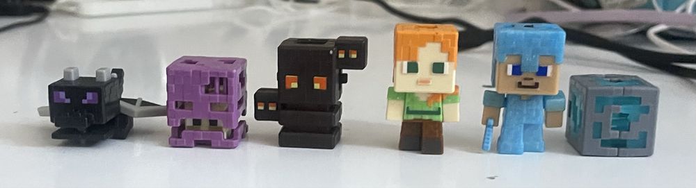 Игрушки Kinder Joy minecraft 6 штук