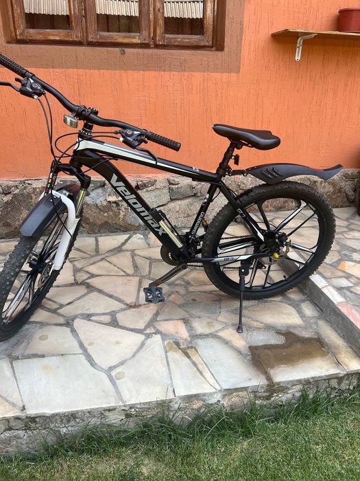 Велик сотилади. Холати яхши