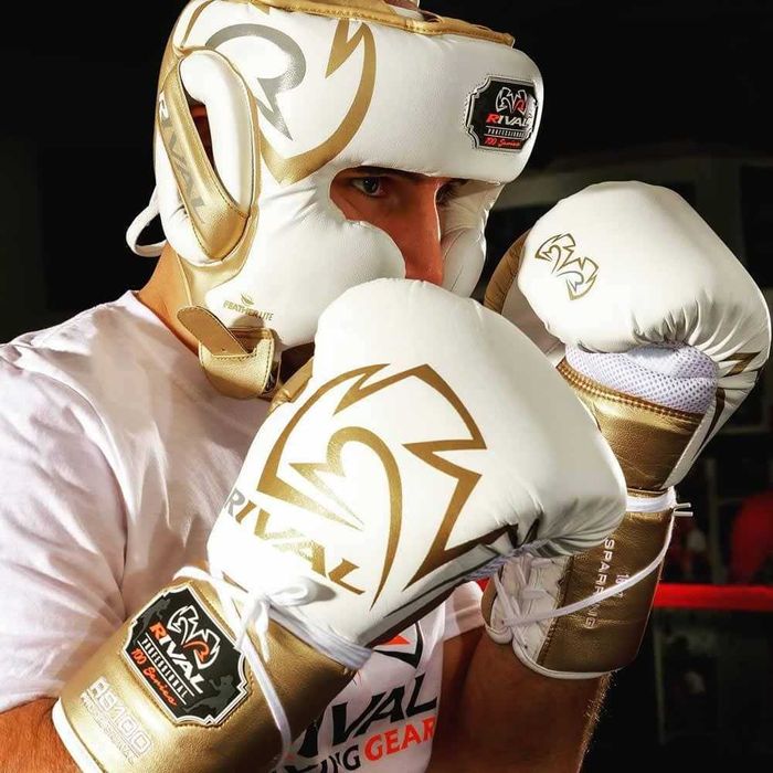 Rival Feather Lite – Professional boks shlemi