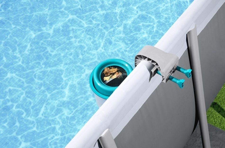 Продам скиммер Bastway