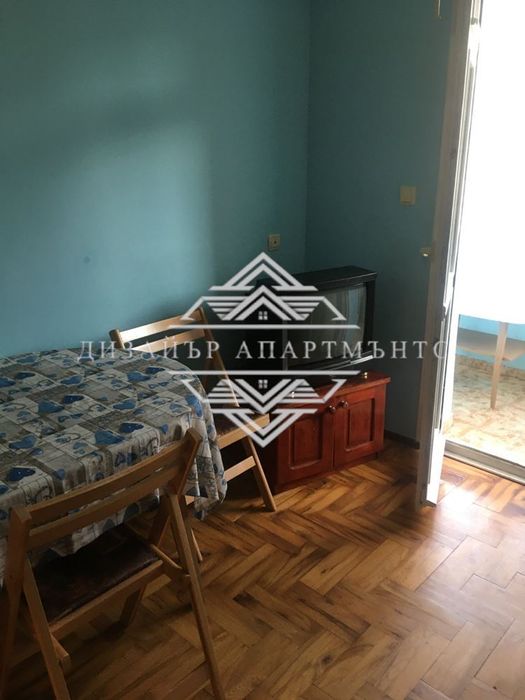Дава се под наем Двустаен апартамент в Бургас, Център - 60 кв.м за 325 € - Снимка #3