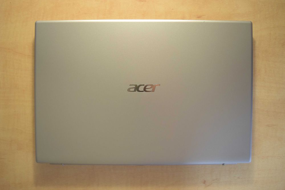 Acer Aspire 3 – Laptop fiabil și rapid pentru școală și muncă