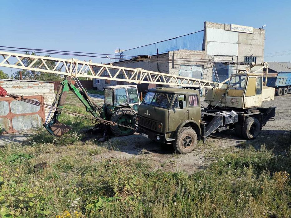 Автокран КС-3562Б