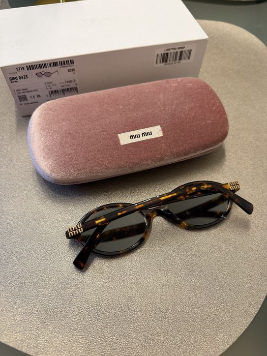 Слънчеви очила Miu Miu