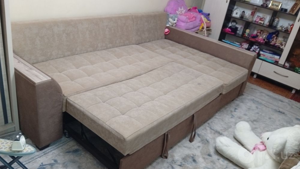 Продам угловой диван