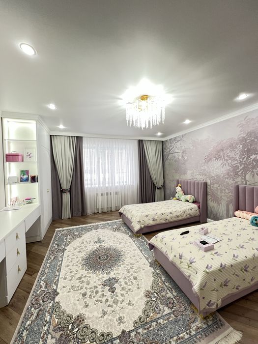 Продам 3 ком кв 153.4 кв. Евроремнт.