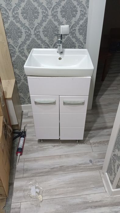 Продам раковину и унитаз