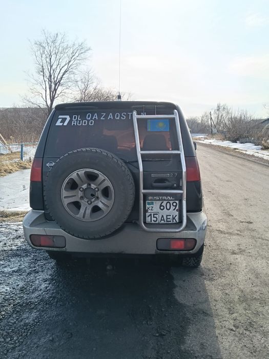 Продам нисан минстраль