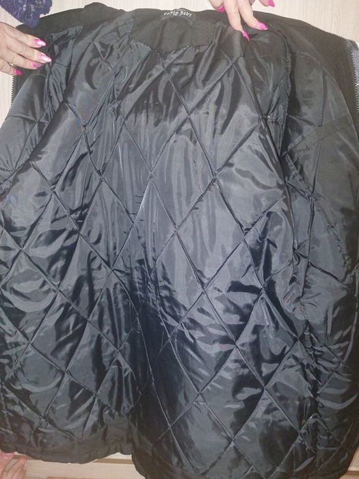 Продам осенюю куртку