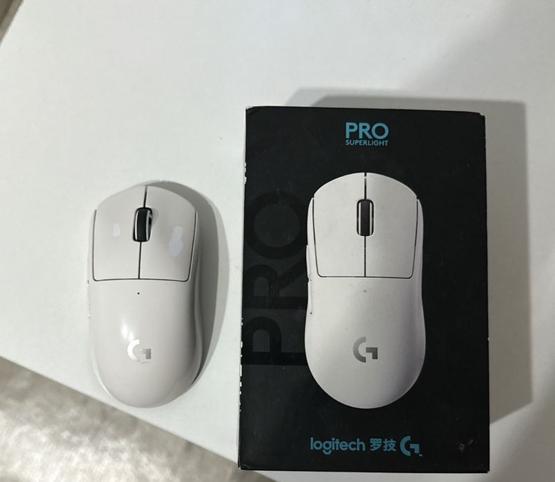 Logitech g pro superlight