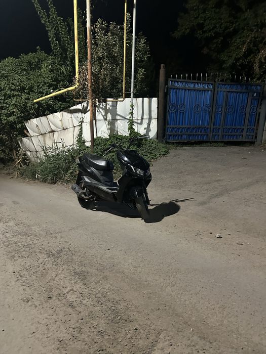 Мопед м8 125куб доки есть
