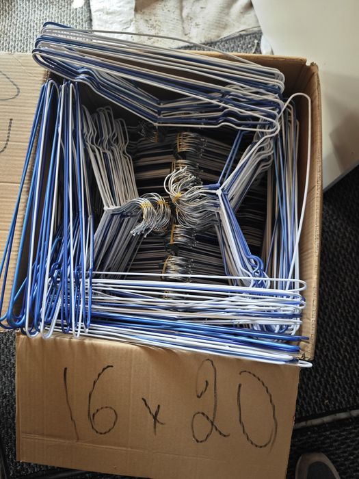 Плечики вешалки для одежды