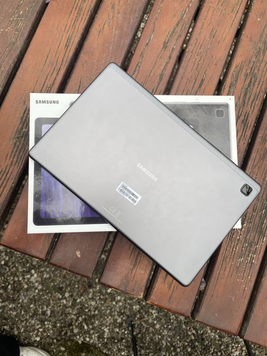 Vand URGENT  Tableta Samsung Tab A7 NEFOLOSITA