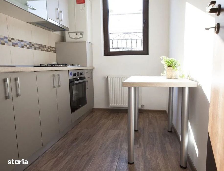 Ap. 2 Camere- Obor, Centrala, Bucatarie Inchisa, Parcare, Curte
