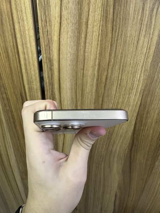 Iphone 16 pro max 256 gb 100% 143 sikl