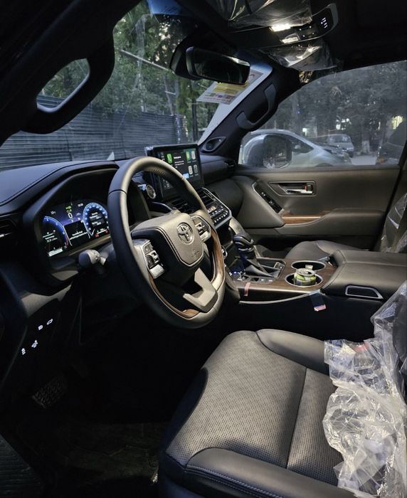 Lend crusier 300 VX 2025