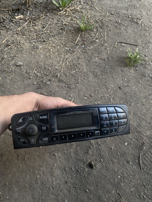 Продам рамку на w203