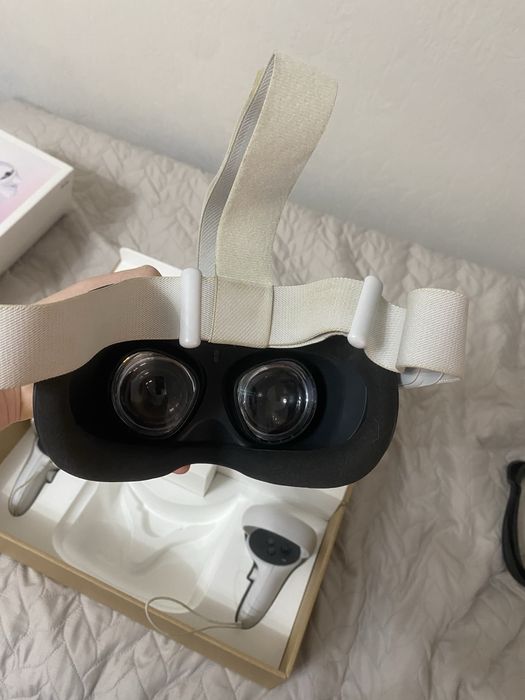 Продам Meta Quest 2 (128 GB)