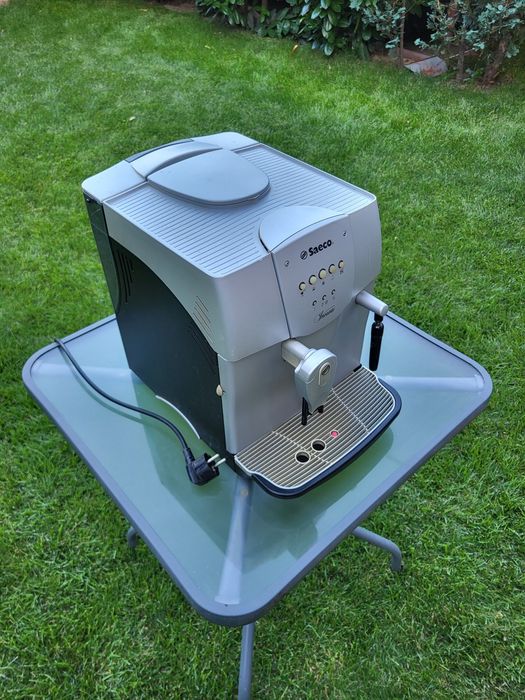 Espressor expresor automat SAECO Incanto Italia spumare lapte