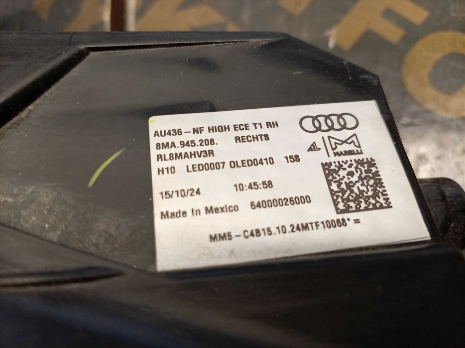 Десен стоп Audi Q5/SQ5 2025