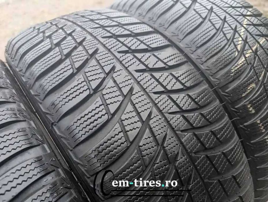 SET 4 Anvelope Iarna 205/55 R16 BRIDGESTONE Blizzak ras