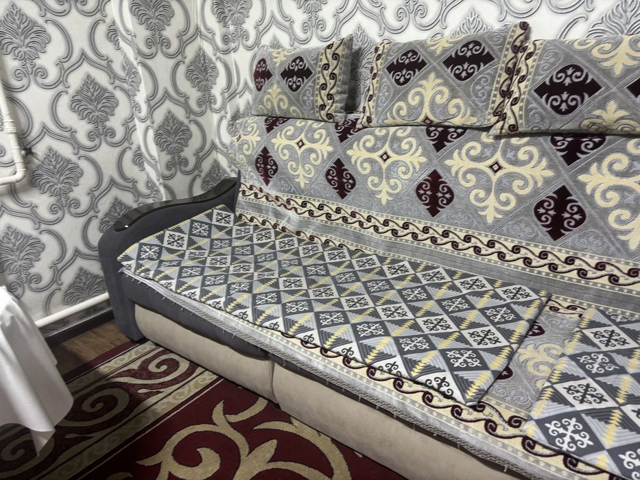 4 метровый диван