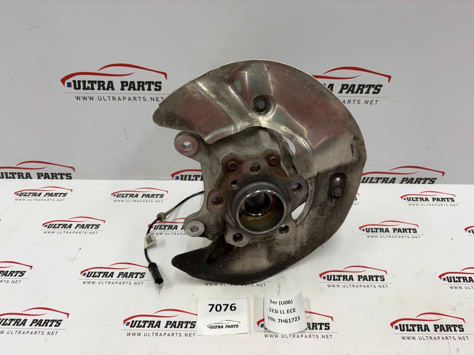 Преден Ляв Шенкел С Лагер За БМВ 1 Ф70 2 Ф74 У06 6890171 6899175 BMW 1er F70 2er F74 U06