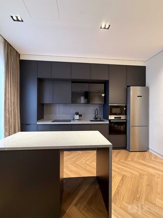 Mirabad Avenue — новая 3-комнатная 80 м², авторский ремонт, 2 балкона
