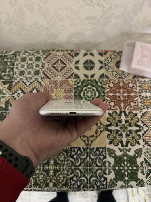 Iphone 11 белый