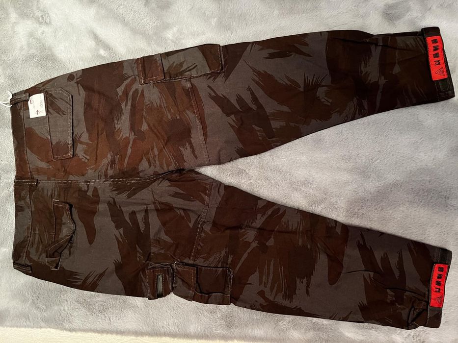 Карго дънки и карго къси панталони