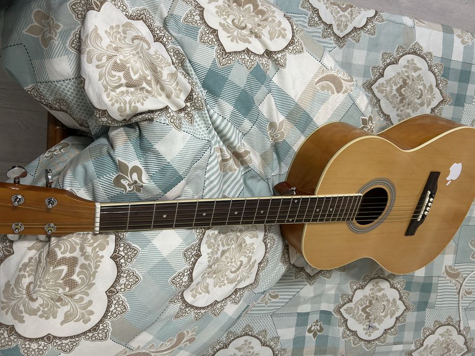 Гитара  новый 30к берып жыберем