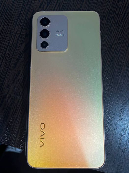 Vivo v23 5g 8/128 торг