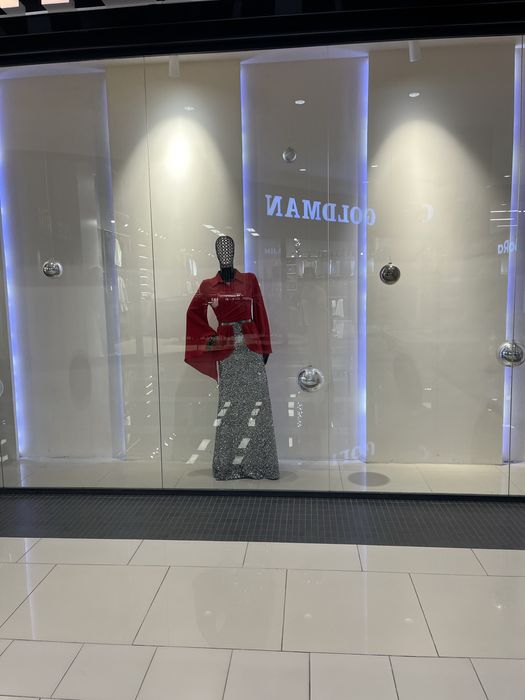 Красивое вечернее платье