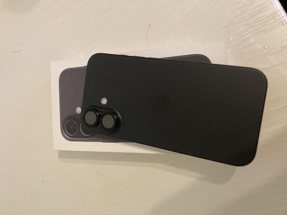Продается iPhone 16 (128gb)