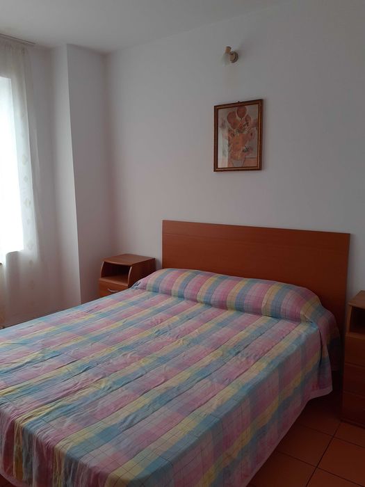 Inchiriez apartament cu 2 camere