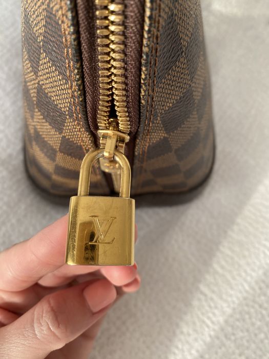 Geanta Louis Vuitton