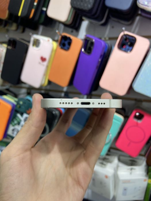 iPhone 13 128Gb ideal